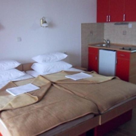 Apartments Villa Luka สเวติ สเตฟาน ภายนอก รูปภาพ